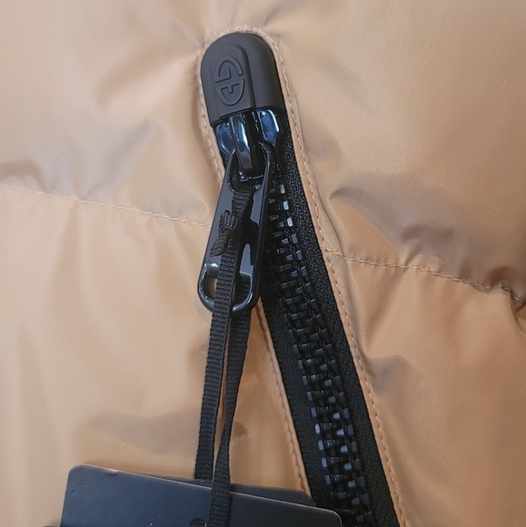 Goldbergh Reese Puffer Ski Jacket in  Latte - Picture 11 of 16